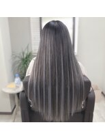 ウルティア(ulutia)&nbsp;アッシュブラウン＆シルバーアッシュ