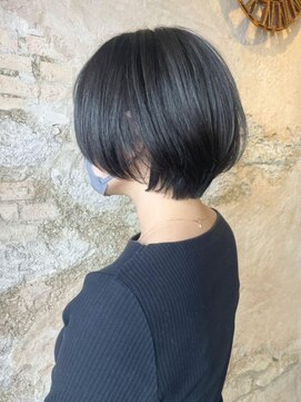 フロール 上大岡(Flor) 【Flor上大岡】*抜け感ショート+アッシュグレージュ*