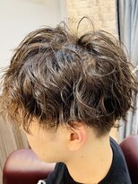 ミリオンバックス 上野(Million Bucks)&nbsp;韓国マッシュ/ダークアッシュ/ニュアンスパーマ/スペインカール