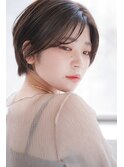 暗髪ショートボブ