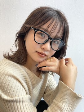 ミラ(MIRA) レイヤーにカット/顔まわり/小顔カット/後れ毛/梅田美容室b_09