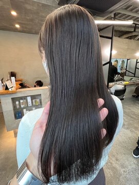 ジーナ 船橋(Zina) 髪質改善＊ロングレイヤーグレーベージュ＊美髪【Zina船橋】