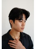 韓国ヘアニュアンスパーマダウンパーマセンターパート黒髪