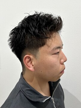 ヒュイル バイ ニアウ(Hwyl by Niau) ボックスショートスパイキーショートメンズカット刈り上げカラー