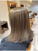 ミルクティーベージュダブルカラーケアブリーチグレージュ40代