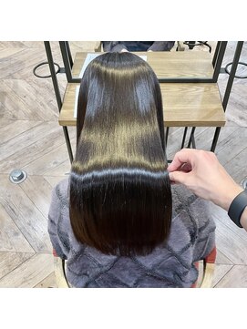 エターナル(ETERNAL) 髪質改善/縮毛矯正/ストレート/ブラウンカラー/20代/30代/40代