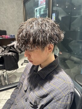 スタッド 松戸(stud. Men‘s) ツイストスパイラルパーマ刈り上げマッシュ