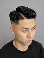 スター(STAR)&nbsp;七三フェード×ハードパート｜清潔感ヘア