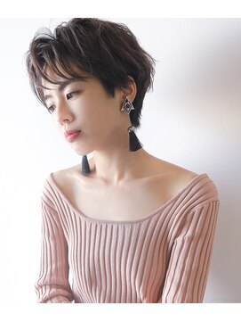 アン ヘア デザイン(un hair design) 【 un 】ショート×イルミナ×ツーセクション