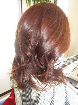 コア フィール ア デイ(COIFFURE A DAY) 【見附今町】M3Dひし形くびれカール