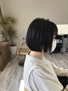 シキ(C key) ボブ