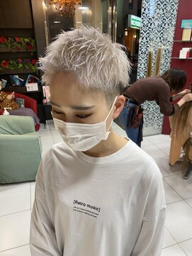 プライズ 錦糸町北口店(prize) ホワイトシルバーレディースベリーショート錦糸町北口