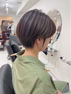 メモリーズ 銀座(Memories) ベーシックショートヘアスタイル