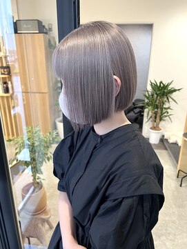 ハイク(HYKE) 【HYKE】ぷつっと耳かけbob *milktea greige