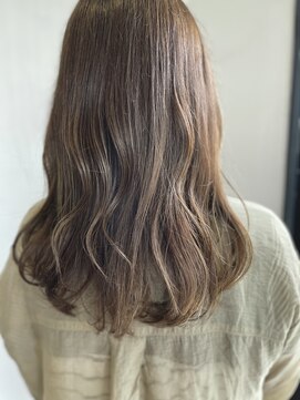 ムニ(MUNI) オリーブグレージュ！