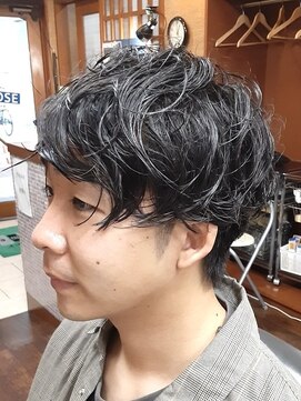 コダマ 新大塚店(KODAMA) ツーブロックマッシュパーマスタイル（マッシュパーマ）床屋