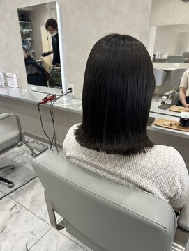 キング(K!ng) 縮毛矯正髪質改善ハイライトレイヤーカット楠葉美容室エクステ