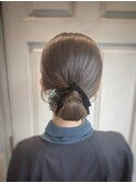 シニヨンアレンジ/艶感ローポニー/上品まとめ髪/結婚式ヘア/