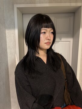 ゼスト クレス(ZEST Cres) 【立川cres小山】くびれレイヤー　ハッシュカット