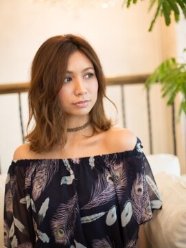 エマージュ 海老名店(Emerge) 大人可愛い×くせ毛風ミディ