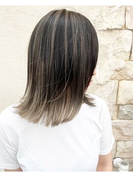 アルピナ 菅谷店(alpina) グレージュバレイヤージュ