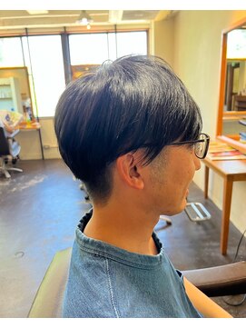 スープレックス ヘアーデザイン(SOUPREX HAIR DESIGN) モッサリをスッキリ！センターパートで男前に！20代 30代　40代