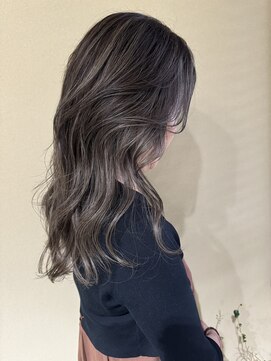 ゼン(Zen.) ハイライトたっぷりデザイン