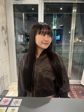 ピーロ(piilo) ツヤカラー/切りっぱなし