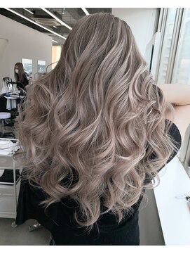 ディーエヌエー バイ エゴル(DiNA by ENGOL) 【DiNA名古屋栄】名古屋シャドールーツカラー【保存必須】