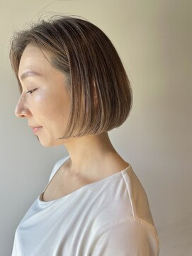 グーム(goom.) 20代30代40代ワンカール小顔補正立体カットグレーベージュ