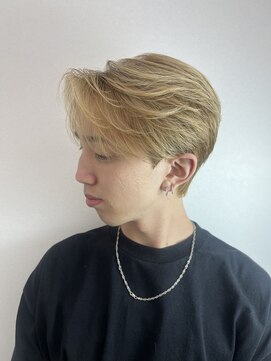 ステージ(STAGE) ダウンパーマ　ニュアンスパーマ　センターパート