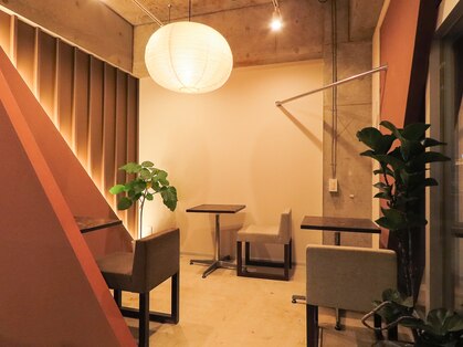 アサンタ サナ(Asante sana)の写真