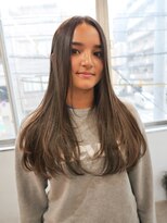 シアー(siar)&nbsp;ハッシュカット　レイヤーカット　フェイスレイヤー　ブリーチ