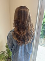 リノア 鵠沼海岸(LINOA)&nbsp;大人ガーリー　ダークアッシュ　ミディアムレイヤーカット