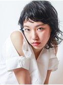 MIDIUM［ウルフシルエット・ショートバング・ランダムパーマ］