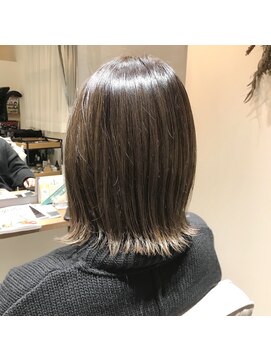 ジリッタ(JILI.TA) 【JILI.TA京都】大人気スタイル！切りっぱなしボブ♪グレージュ