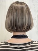 デザインカラーレイヤーカットウェットヘアオリーブベージュ白髪