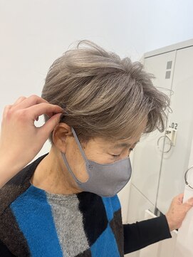 フェニーチェ オン ザ ビーチ(FENICE on the beach) グレージュカラー