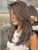 ヘアーサロングランデ(HAIR SALON GRANDE)&nbsp;ハイライトカラーミルクティーベージュレイヤーカット