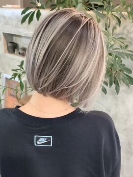 ネハス(nehus.) ハイライトバレイヤージュボブブリーチ/こなれミディ/透明感カラ