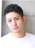 簡単スタイリングの刈り上げサイドパートツーブロックスタイル