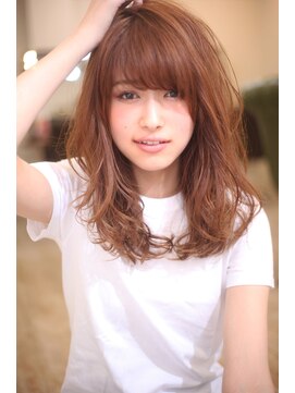 マリアバイアフロート(Maria by AFLOAT) 【重山】3Dカラージグザグバングミニマムボブノットヘア30.40代