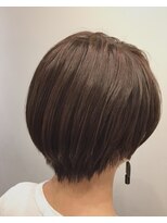 グッデイ ヘアー(GOOD DAY HAIR) センターパート ボルドー クラシカル ワンレン 大人ボブ 下北沢