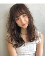 インビテーション(invitation) 光に透ける透明感♪柔らかふわふわミルクティーベージュヘア