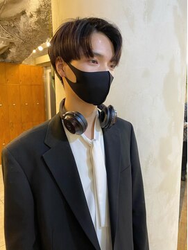 アリスバイアフロート 自由が丘(ALICe by AFLOAT) 韓流コンマヘア　ツーブロセンターパート