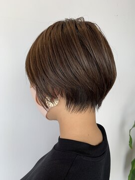 ザ ラボ アングゥ(The Labo ungu) 大人ショートボブ