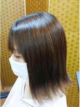 ヘアサロン スリーク(Hair Salon Sleek) 外ハネも内巻きも◎なミディボブ♪