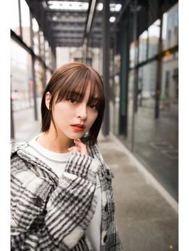 リル(Lilou) 【Lilou】前下がりショートボブ.ビターショコラ.ブラウン