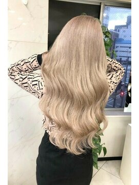 リア 大阪梅田(Ria) ～ミルクティーべージュ　シールエクステ～【Ria 大阪 梅田】