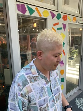 リガナッツ 池袋店(Riganuts) ホワイトベリーショート